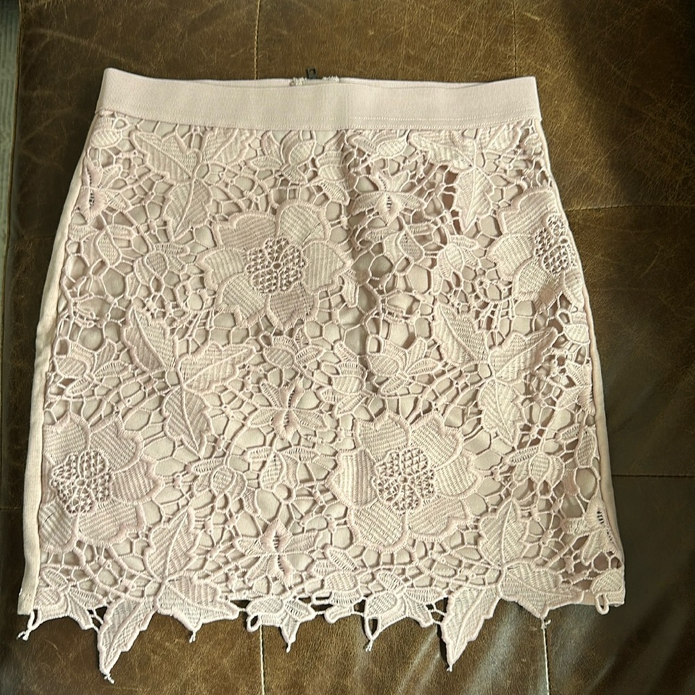 American Eagle Blush Pink Floral Mini Skirt